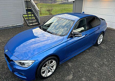BMW 320i 320 Sport Line