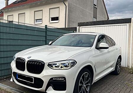 BMW X4 xDrive30i M Paket/Driving Assis/Pano/HeadUp/RFK