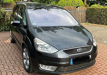 Ford Galaxy 2.2 TDCi DPF Titanium
