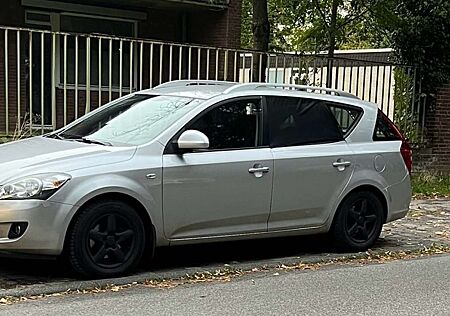 Kia Cee'd Ceed / 1.6 CRDi SW