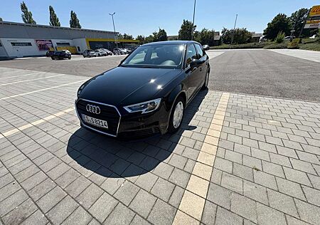 Audi A3 Sportback 1.5 TFSI CD Sportback S tronic design