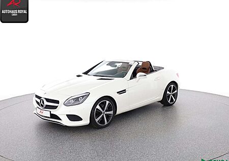 Mercedes-Benz SLC 200 DESIGNO KAMERA,PANO,AIRSCARF,SPORTSITZE