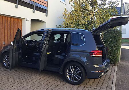 VW Touran Volkswagen 1.5 Highline R-Line 1,5TSI