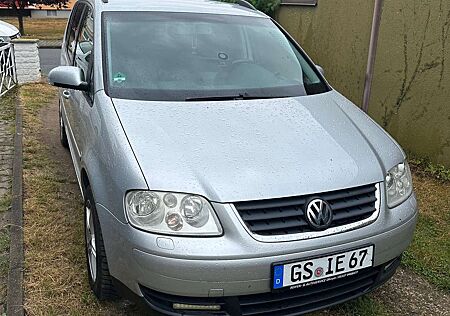 VW Touran Volkswagen 2.0 TDI