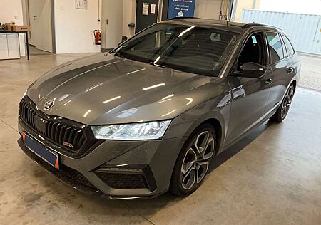 Skoda Octavia COMBI 2.0TSI RS NAVI SHZ CAM ACC LED AHK