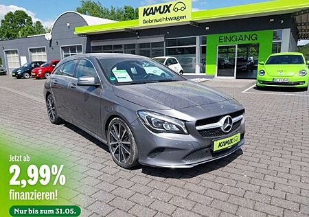 Mercedes-Benz CLA 220 Urban 4Matic DEALER