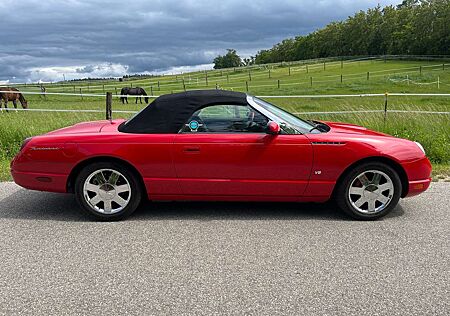 Ford Thunderbird