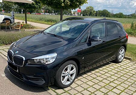 BMW 225 xe, TÜV & Service neu, Leder, Rückfahrkamera