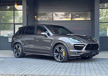 Porsche Cayenne Turbo S ° Sport Design°1.Hand°Exklusiv