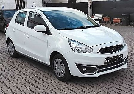 Mitsubishi Space Star Basis. Neue Tüv