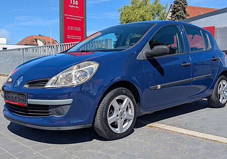 Renault Clio III Authentique mit Klima / Tüv April 26