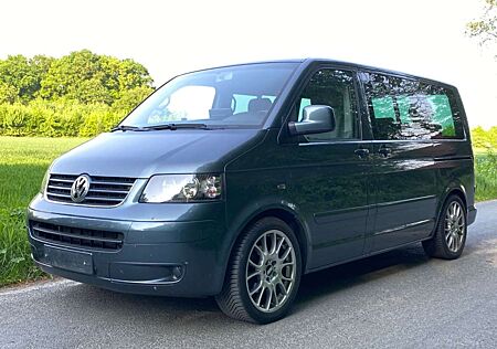 VW T5 Multivan Volkswagen 2.5 TDI / 7-Sitzer / Scheckheft