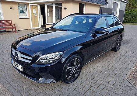 Mercedes-Benz C 180 T CGI NAVI AHK LED RFKA SHZ PDC