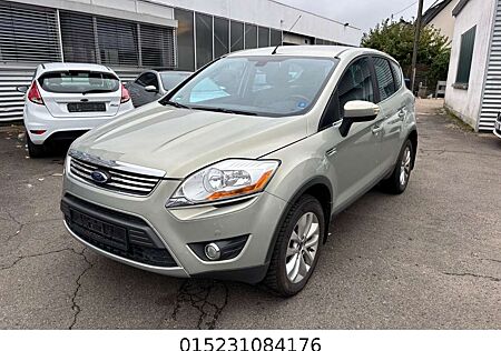 Ford Kuga Titanium+Teilleder+Einparkhilfe+AHK+