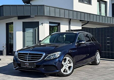 Mercedes-Benz C 220 d/ EXCLUSIVE/HEAD-UP/KAMERA/DISTRONIC