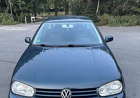 VW Golf Volkswagen 1.6 Automatik