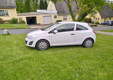 Opel Corsa 3-Türer 1.4 16V Selection