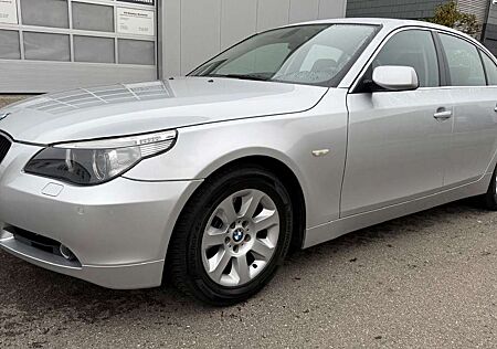 BMW 525 d AUTOMATIK TÜV,1-HAND,KLIMA,NAVI,WENIG-KM