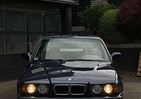 BMW 525i 525 24V (25%speerdifferenzial)