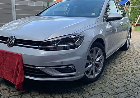 VW Golf Volkswagen Highline 1.5 TSI
