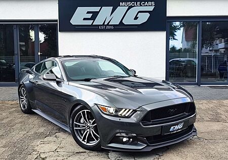 Ford Mustang Fastback GT 5.0