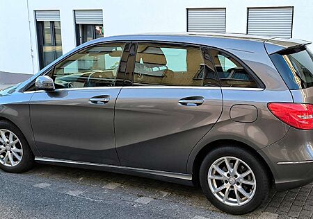 Mercedes-Benz B 180 B-Klasse Diesel CDI (BlueEFFICIENCY)