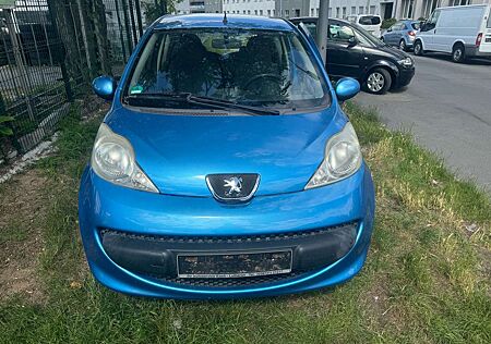 Peugeot 107 70 Filou