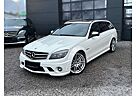 Mercedes-Benz C 63 AMG T-Modell Schiebedach Memory Comand