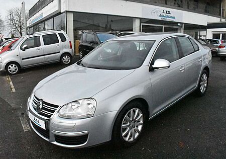 VW Jetta Volkswagen V Comfortline *TEMPOMAT*PDC*ZAHNRIEMEN NEU