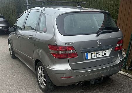 Mercedes-Benz B 200 Turbo (245.234) Unfallauto