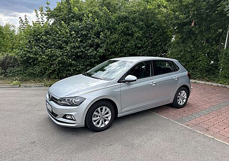 VW Polo Volkswagen 1.0 TSI DSG Highline