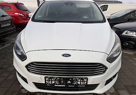 Ford S-Max Titanium, KD+Zahnriemen neu, TÜV Neu,7sitzer