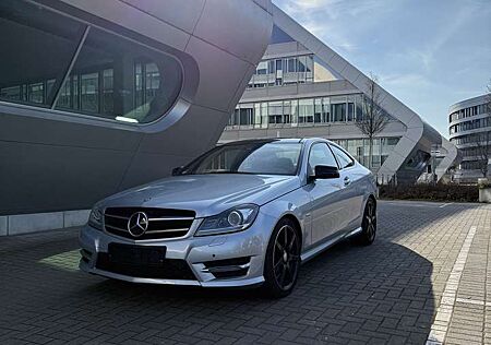 Mercedes-Benz C 250 CDI Vollausstattung