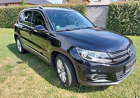 VW Tiguan Volkswagen 2.0 TDI SCR BlueMotion Technology Lounge Sp