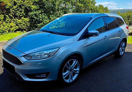 Ford Focus Turnier 1.0 EcoBoost Trend