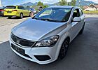 Kia Cee'd Ceed / 1.4 Benzin 163 Tkm Klima