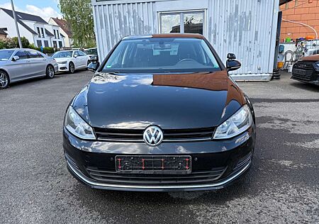 VW Golf Volkswagen Lounge BMT 1.6 TDI