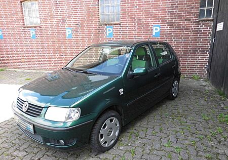 VW Polo Volkswagen Comfortline 1,6V TÜV+Inspektion NEU*AUTOMATIK