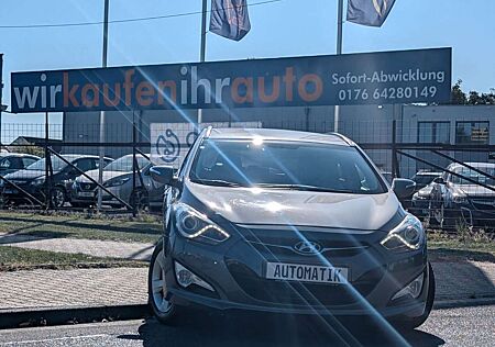 Hyundai i40 cw Style*KLIMA*KAMERA*PDC*NAVI*TEMPOMAT !!