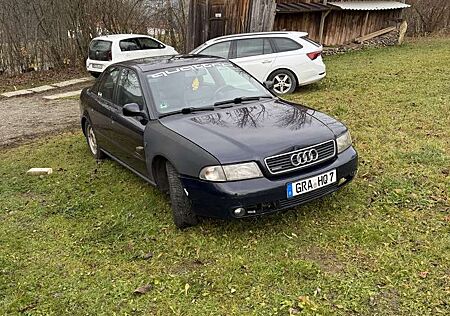 Audi A4 2.6 quattro