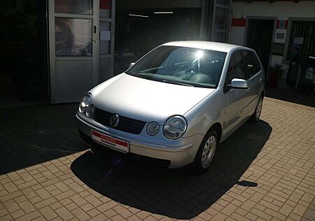 VW Polo Volkswagen IV Cricket-NAVI-Klima-Scheckh.-gepfl.-8fach