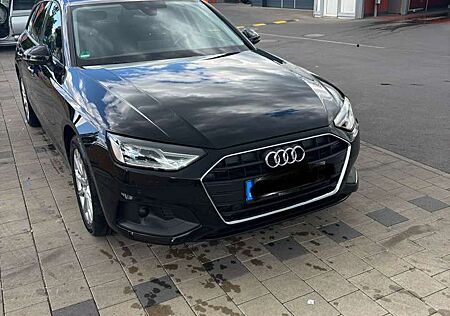 Audi A4 40 TDI basis