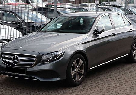 Mercedes-Benz E 220 d Lim. 9G-Aut.+AVANTGARDE+MULTIBEAM+WIDES.