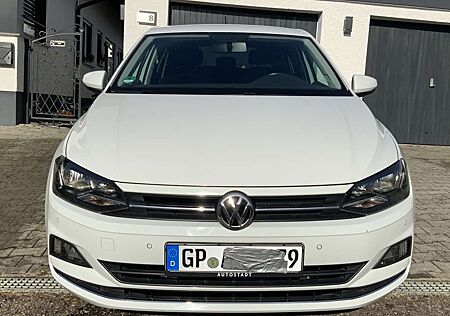 VW Polo gebraucht kaufen VW Polo Volkswagen Highline / Navi / ACC / SHZ / APA / PDC
