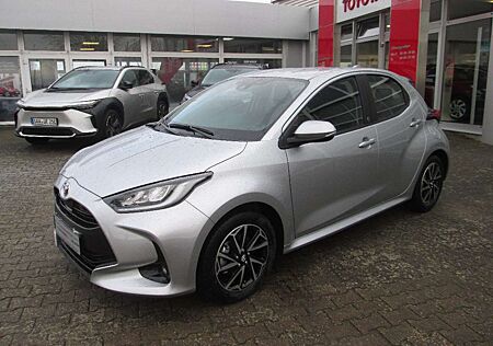 Toyota Yaris Hybrid 1.5 VVT-i Team Deutschland