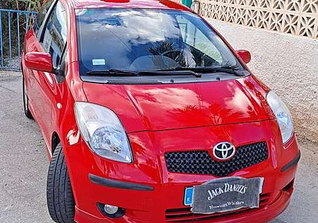 Toyota Yaris 1.3 VVT-i Sol