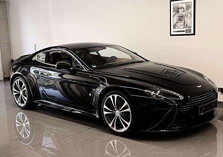 Aston Martin Vantage 6 Gang Manuell.5200km 1.Hd.Deutsch