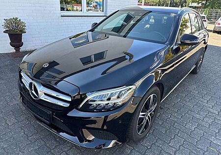 Mercedes-Benz C 220 d T 9G Avantgarde Navi LED Kamera
