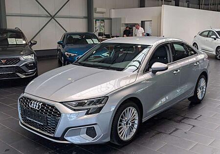 Audi A3 30 TFSI Limousine S tronic advanced 1.Hand