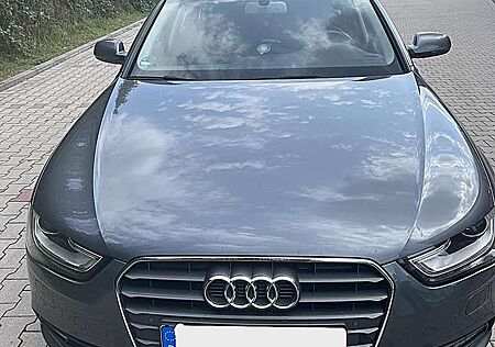 Audi A4 Avant 2.0 TDI DPF clean diesel Ambiente